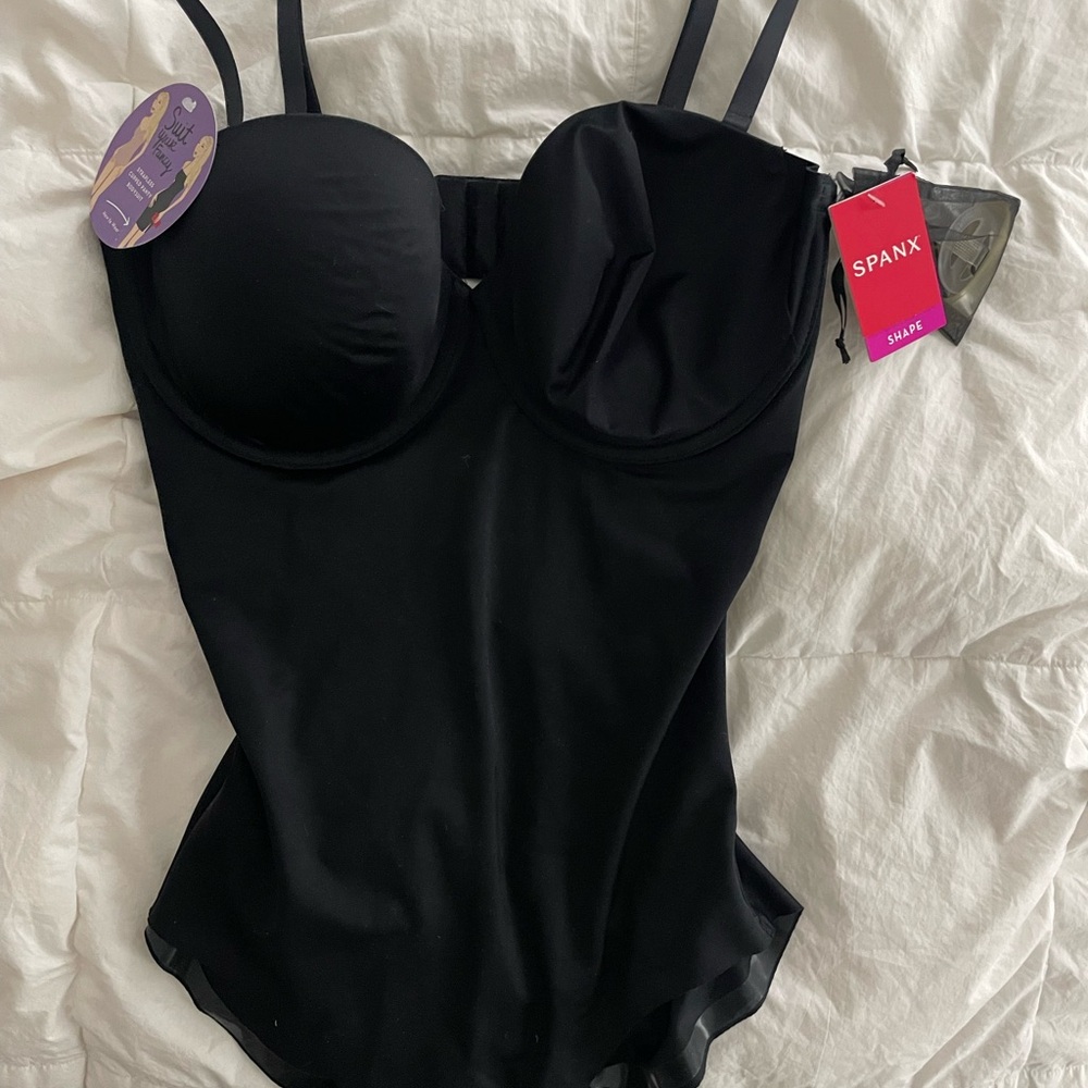 Spanx Strapless cupped panty bodysuit